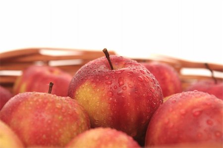 Many red apples on a white background Photographie de stock - Aubaine LD & Abonnement, Code: 400-03941914