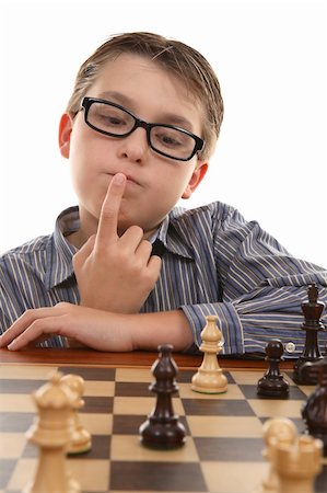 simsearch:700-00032193,k - An important element of a good chess player is  how well he evaluates positions and ability to think ahead. Foto de stock - Super Valor sin royalties y Suscripción, Código: 400-03942104