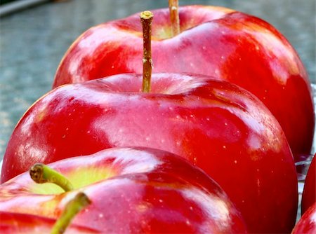 simsearch:400-03928596,k - close up of red apples Foto de stock - Royalty-Free Super Valor e Assinatura, Número: 400-03955193