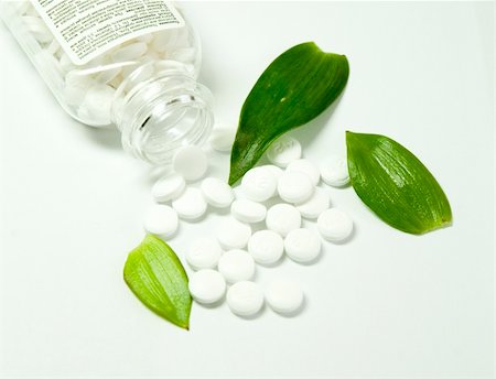 simsearch:400-04616930,k - pills Stockbilder - Microstock & Abonnement, Bildnummer: 400-03956113