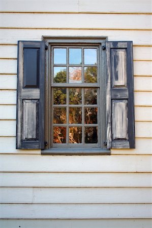 simsearch:400-05705183,k - An old window on a historic house Stock Photo - Budget Royalty-Free & Subscription, Code: 400-03950457