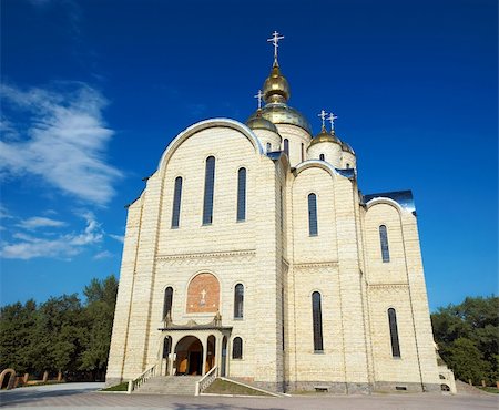 simsearch:400-06332676,k - The largest in Ukraine Orthodox St. Archangel Michael's Cathedral situated in Cherkassy city. Vertical panorama stitched from two shots. Foto de stock - Super Valor sin royalties y Suscripción, Código: 400-03965075