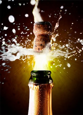 popping champagne cork - Close up of champagne cork popping Stock Photo - Budget Royalty-Free & Subscription, Code: 400-03965081