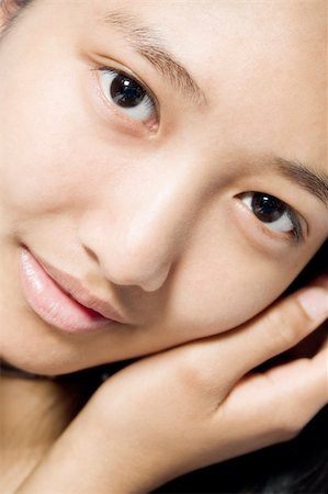 portrait of an asian girl looking cute Photographie de stock - Aubaine LD & Abonnement, Code: 400-03965351