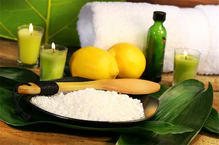 simsearch:700-06302276,k - Sea salt, lemons and leaves with towel for spa session Stock Photo - Budget Royalty-Free & Subscription, Code: 400-03967120
