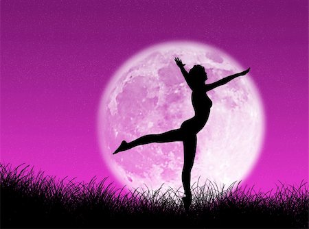 simsearch:400-04676820,k - Woman dancing in front of the moon Photographie de stock - Aubaine LD & Abonnement, Code: 400-03967529