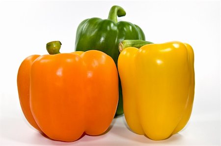 florist background - peppers on white background Photographie de stock - Aubaine LD & Abonnement, Code: 400-03967572