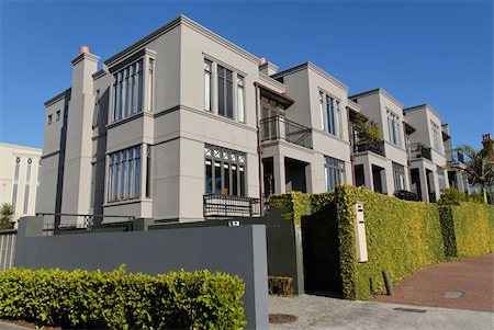 disorderly (artist) - A row of modern townhouses, Parnell, Auckland, New Zealand Foto de stock - Royalty-Free Super Valor e Assinatura, Número: 400-03967647