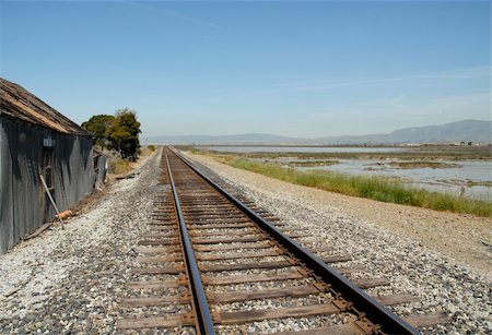 simsearch:400-03977018,k - Railroad tracks and a tumbledown building, Alviso, California Stock Photo - Budget Royalty-Free & Subscription, Code: 400-03968521