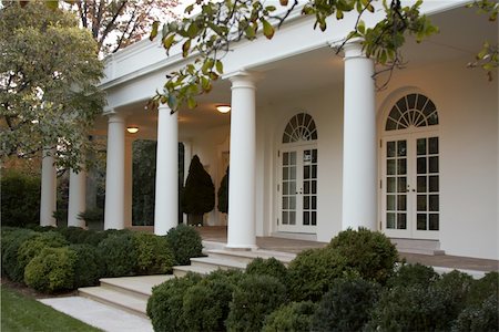 Colonnade of the West Wing of the White House in Washington DC Stock Photo - Budget Royalty-Free & Subscription, Code: 400-03961108