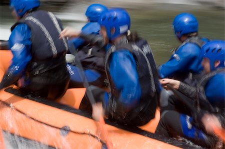 simsearch:400-03963892,k - Whitewater rafting on a mountain river. With tripod and long exposure time - motion blurred. Stockbilder - Microstock & Abonnement, Bildnummer: 400-03963886