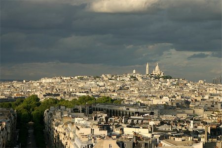 Sacre-Coeur basilica in Montmartre from the top of the Triumphal Arch Photographie de stock - Aubaine LD & Abonnement, Code: 400-03974198