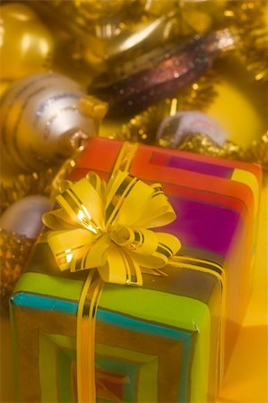 simsearch:400-05177023,k - Christmas shoot with soft filter, giftn and balls Stock Photo - Budget Royalty-Free & Subscription, Code: 400-03974425