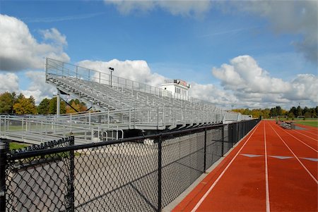 racing fences - College running track and bleachers, Rochester, New York Stock Photo - Budget Royalty-Free & Subscription, Code: 400-03975507