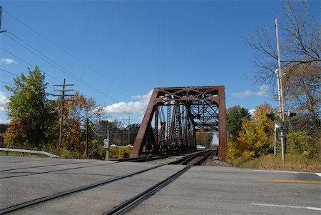 simsearch:400-03977018,k - Railroad trestle, Rochester, New York Stock Photo - Budget Royalty-Free & Subscription, Code: 400-03975516