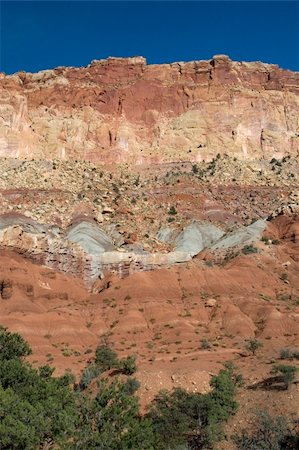 simsearch:400-04395850,k - Scenic views of Capitol Reef National Park Photographie de stock - Aubaine LD & Abonnement, Code: 400-03976567