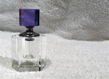 Perfume bottle - image ideal for perfume, make-up or cosmetic concepts Stock Photo - Budget Royalty-Free & Subscription, Code: 400-03977506