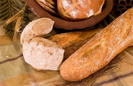 simsearch:400-03932840,k - assortment of baked bread Stock Photo - Budget Royalty-Free & Subscription, Code: 400-03978194