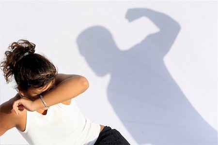 sexismus - wife or child abuse Stockbilder - Microstock & Abonnement, Bildnummer: 400-03978932