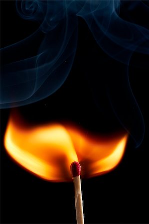 close up macro of a match on fire Photographie de stock - Aubaine LD & Abonnement, Code: 400-03978973