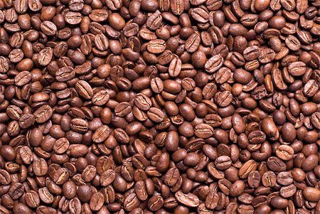 simsearch:659-08904383,k - Coffee beans background. Fotografie stock - Microstock e Abbonamento, Codice: 400-03971296