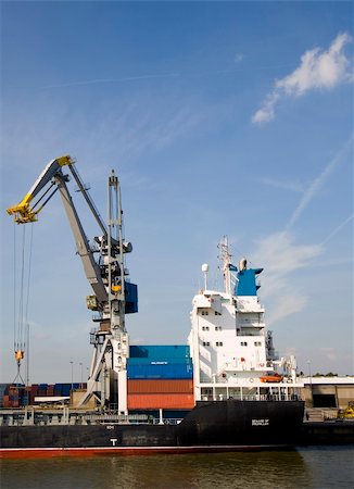 packages on loading dock - Cranes and carriers in the Port of Rotterdam, the Netherlands Stock Photo - Budget Royalty-Free & Subscription, Code: 400-03971314