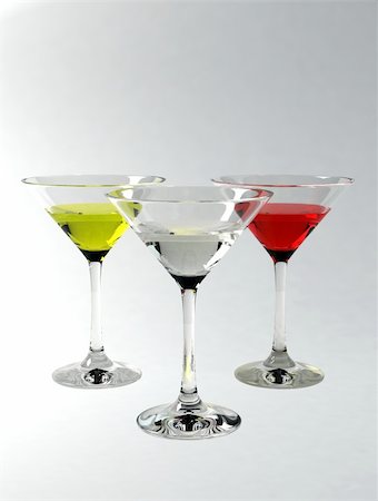 simsearch:652-03802344,k - Martini glasses with clipping path isolated on grey background Foto de stock - Super Valor sin royalties y Suscripción, Código: 400-03971748