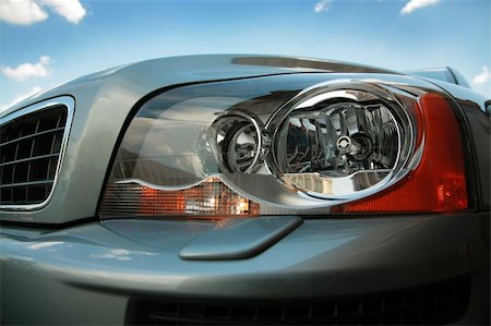 simsearch:700-01030222,k - Headlight of the modern car close up Foto de stock - Super Valor sin royalties y Suscripción, Código: 400-03971833