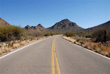 Desert highway, Tucson, Arizona Photographie de stock - Aubaine LD & Abonnement, Code: 400-03973218