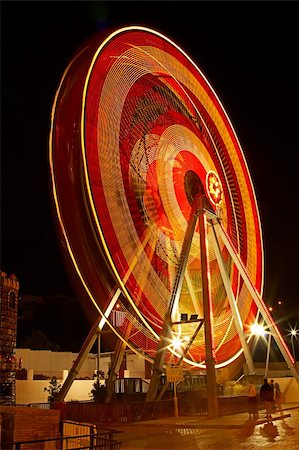 simsearch:400-05241996,k - Ferris wheel at night in the Europe Photographie de stock - Aubaine LD & Abonnement, Code: 400-03973419