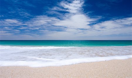 simsearch:400-04783475,k - Beautiful Tropical Beach with white water Foto de stock - Royalty-Free Super Valor e Assinatura, Número: 400-03985803