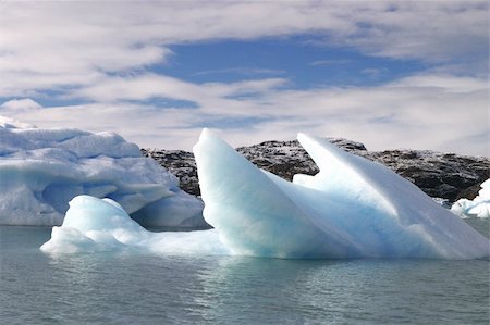 scenic winter landscape Stockbilder - Microstock & Abonnement, Bildnummer: 400-03986043