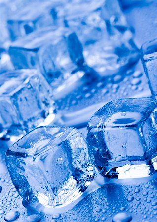 simsearch:400-04370983,k - Ice can refer any of the 14 known solid phases of water. However, in non-scientific contexts, it usually describes ice Ih, which is the most abundant of these phases in Earth's biosphere. This type of ice is a soft, fragile, crystalline solid, which can appear transparent or an opaque bluish-white color depending on the presence of impurities such as air. The manufacture and use of ice cubes or cr Photographie de stock - Aubaine LD & Abonnement, Code: 400-03988783