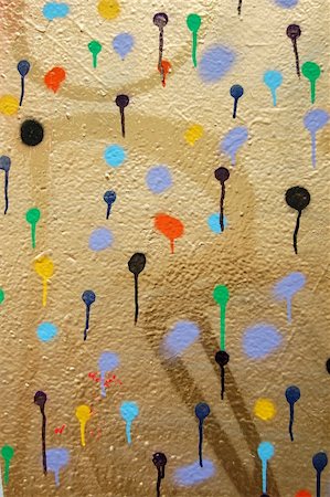 simsearch:400-05304334,k - Detail of a wall covered with dots. Dripping paint. Graffiti street art. Fotografie stock - Microstock e Abbonamento, Codice: 400-03989244
