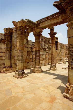 Ancient ruins in Delhi, India. Stock Photo - Budget Royalty-Free & Subscription, Code: 400-03989350