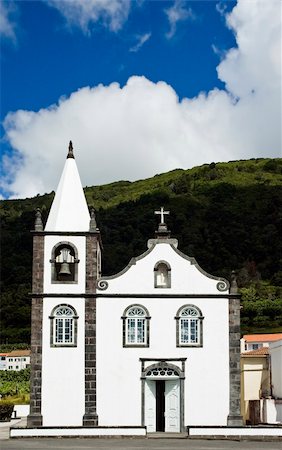 simsearch:400-08073699,k - Small church in Pico Island, Azores, Portugal Foto de stock - Super Valor sin royalties y Suscripción, Código: 400-03995920
