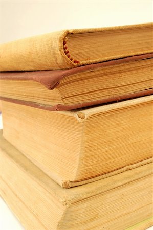 simsearch:400-04977232,k - vintage books on white Stockbilder - Microstock & Abonnement, Bildnummer: 400-03998186