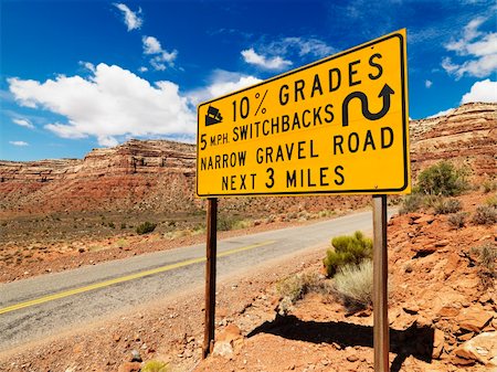 steep grade - Road sign warning steep grade in Utah mountainous area. Stock Photo - Budget Royalty-Free & Subscription, Code: 400-03999217