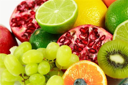 simsearch:400-08618279,k - Fresh fruits with lot of vitamins Photographie de stock - Aubaine LD & Abonnement, Code: 400-03991170