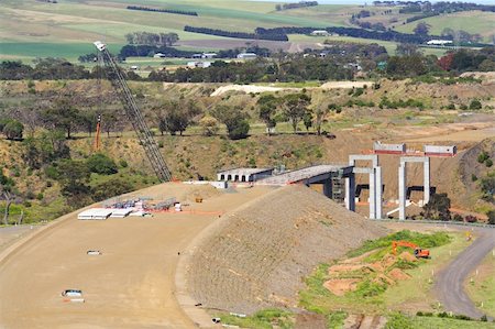 simsearch:614-06718261,k - New bridge under construction Photographie de stock - Aubaine LD & Abonnement, Code: 400-03991735