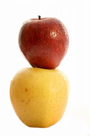 simsearch:400-04727937,k - Macro image of yellow and red  apple Stockbilder - Microstock & Abonnement, Bildnummer: 400-03992851