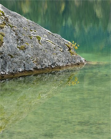 Rock in Lake Hintersee, Berchtesgaden National Park, Bavaria, Germany Stock Photo - Premium Royalty-Free, Code: 600-04424937