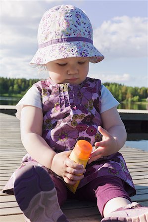 Girl on Dock Stock Photo - Premium Royalty-Free, Code: 600-04525174