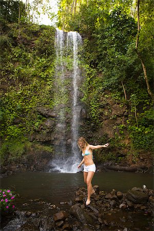 Woman, North Shore, Kauai, Hawaii, USA Stock Photo - Premium Royalty-Free, Code: 600-04931760