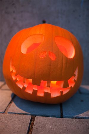 pumpkin - Jack-O-Lantern, Portland, Multnomah County, Oregon, USA Stock Photo - Premium Royalty-Free, Code: 600-04931775