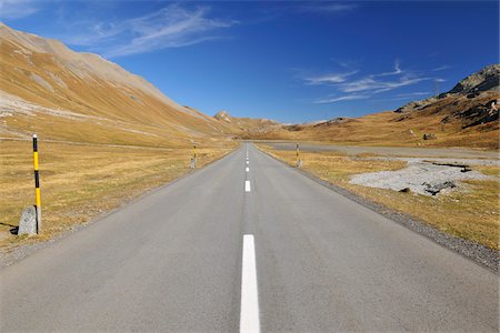 Road, Alp Nova, Albulapass, Kanton Graubünden, Schweiz Stockbilder - Premium RF Lizenzfrei, Bildnummer: 600-05452175