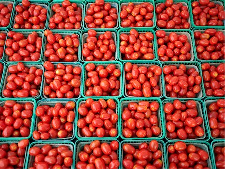 food in rows - Cherry Tomatoes at St Jacobs Farmers' Market, St Jacobs, Ontario, Canada Stock Photo - Premium Royalty-Free, Code: 600-05560296