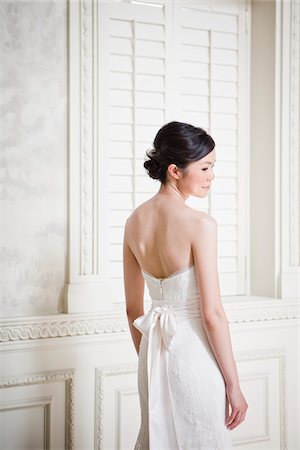 strapless - Bride, Ontario, Canada Stock Photo - Premium Royalty-Free, Code: 600-05641973