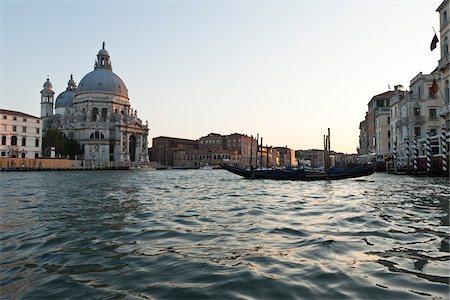 Santa Maria Della Salute, le Grand Canal, Venise, Vénétie, Italie Photographie de stock - Premium Libres de Droits, Code: 600-05756255