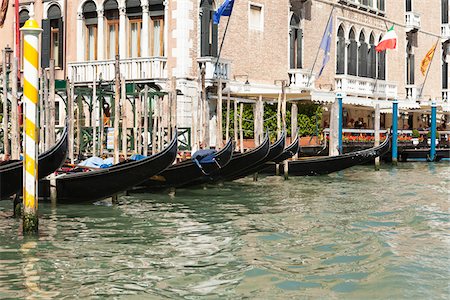 Gondolas, Grand Canal, Venice, Veneto, Italy Stock Photo - Premium Royalty-Free, Code: 600-05756289